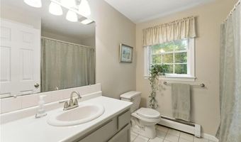 154 Black Pond Rd, Charlestown, RI 02813