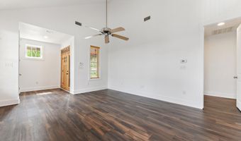 210 Seal Ave, Biloxi, MS 39530