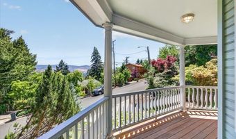 255 Scenic Dr, Ashland, OR 97520