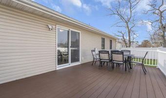 1400 Mizzen Ave, Beachwood, NJ 08722