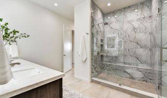 6525 E CAVE CREEK Rd 202, Cave Creek, AZ 85331