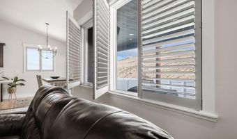 5712 CARMEL Dr, Cheyenne, WY 82009