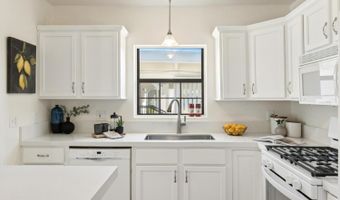 1039 Stevenson St, Santa Rosa, CA 95404
