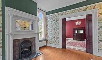 802 S Center St, Ashland, VA 23005