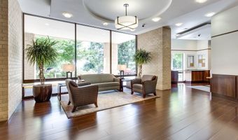 307 YOAKUM Pkwy 1517, Alexandria, VA 22304