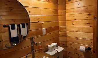 5919 Lake Rd 15, Ashtabula, OH 44004