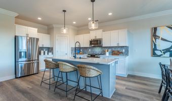 20219 Solomon Peak Dr, Anderson, CA 96007