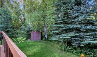 6110 Country Lane Cir, Anchorage, AK 99504