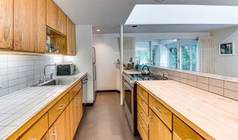 11 Heatherwood Ln, Amagansett, NY 11930