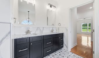 54 North Dr, Almo, KY 42020