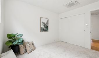 928 Hokulani St, Honolulu, HI 96825