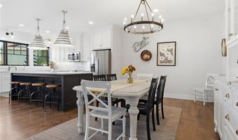 1210 Signal Lake Ct, Baldwin City, KS 66006