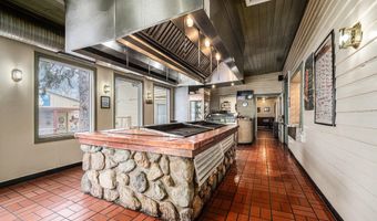 1071 32nd St, Allegan, MI 49010