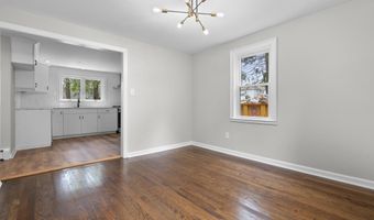 17 Brookdale Ave, Bloomfield, CT 06002