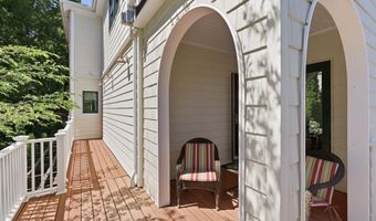 15 Chardonnay Ter, Bedford, NH 03110