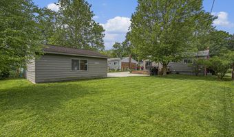 646 Dellwood Dr, Ann Arbor, MI 48103