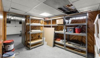 6336 Fox Ave, Allen Park, MI 48101