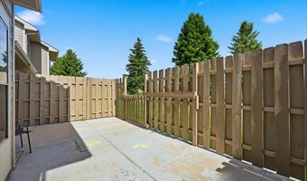 25 B Statesboro Dr, Belle Fourche, SD 57717