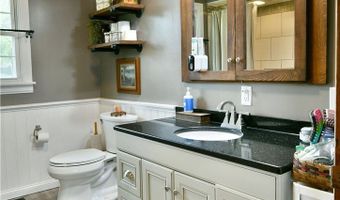 3192 New Milford Rd, Atwater, OH 44201
