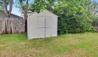 897 Auburn Dr, Biloxi, MS 39532