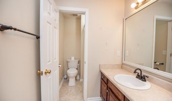 179 Cantrell Ridge Dr, Boiling Springs, SC 29316