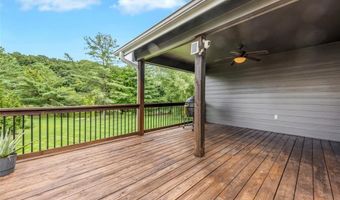 924 Forest Lake Ct, Ballwin, MO 63021