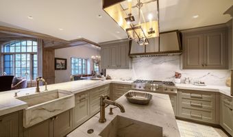 17 Chateau Ln 501, Beaver Creek, CO 81620