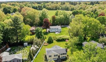 21 Clark Rd, Bedford, MA 01730