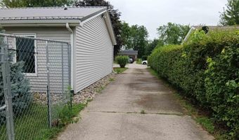 305 Chapel Ln, Ashley, IN 46705