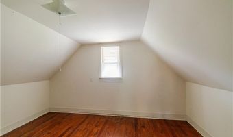 1017 S 5th St, Atchison, KS 66002