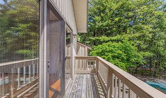 11 Noto Dr, North Providence, RI 02904