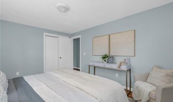 6 Acre Ave, Barrington, RI 02806