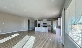 12925 Davona Dale Rd, Apple Valley, CA 92308