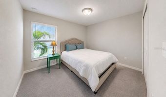 5143 WHITE CHICORY Dr, Apollo Beach, FL 33572
