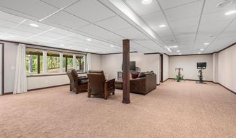706 23rd St SW, Austin, MN 55912