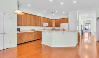 15 LILY POND Ln, Barnegat, NJ 08005