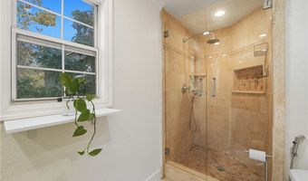 6070 E Smt, Anaheim, CA 92807