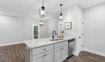 2444 Pleasant Willow Dr, Benton, AR 72015