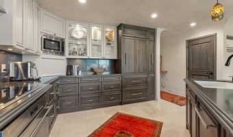 12 S Kihei Rd E2, Kihei, HI 96753