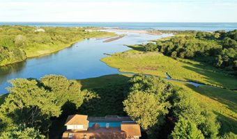275 Boston Neck Rd, Narragansett, RI 02882