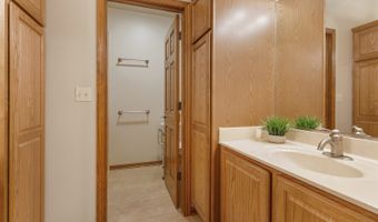 1007 Inverness Dr, Antioch, IL 60002
