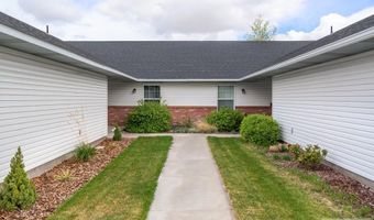 2851 E Chasewood Dr, Ammon, ID 83406