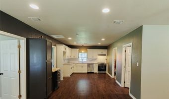 101 N Hubbard St, Alvord, TX 76225
