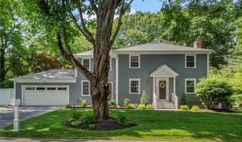 27 Christine Dr, Barrington, RI 02806