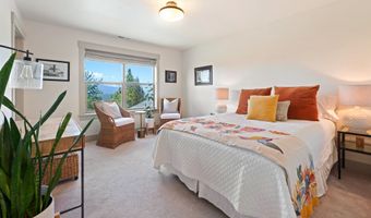 2005 NW Glassow Dr, Bend, OR 97703