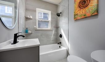 17108 Arlington Ave, Allen Park, MI 48101