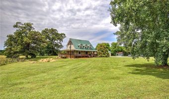 141 Holcomb Spur NW, Adairsville, GA 30103