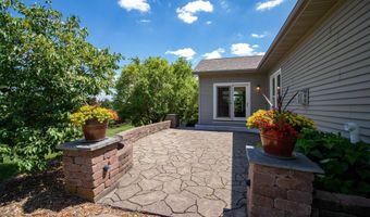 901 Park Dr, Anita, IA 50020