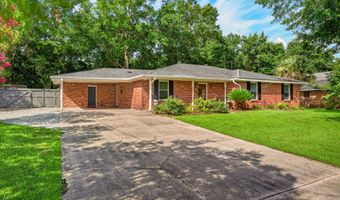 514 Sunset Dr, Bay St. Louis, MS 39520