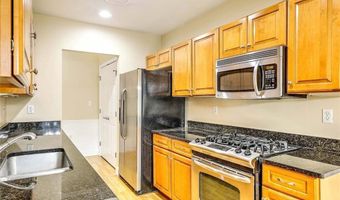 70 Turner St, Warwick, RI 02886